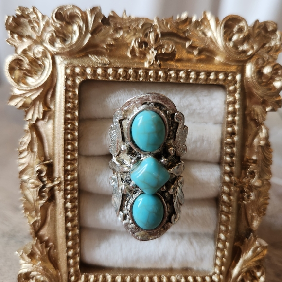 Adjustable Silver and Turquoise Ring, Boho Western Festival Statement Ring - Picture 2 of 6
